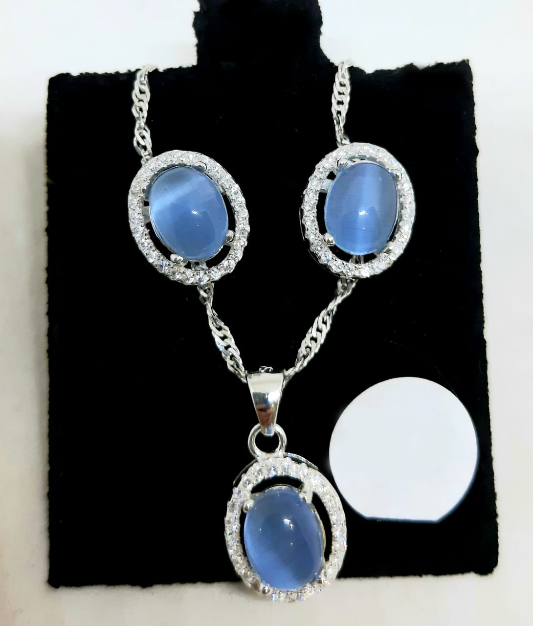 Silver Ladie Chain Set